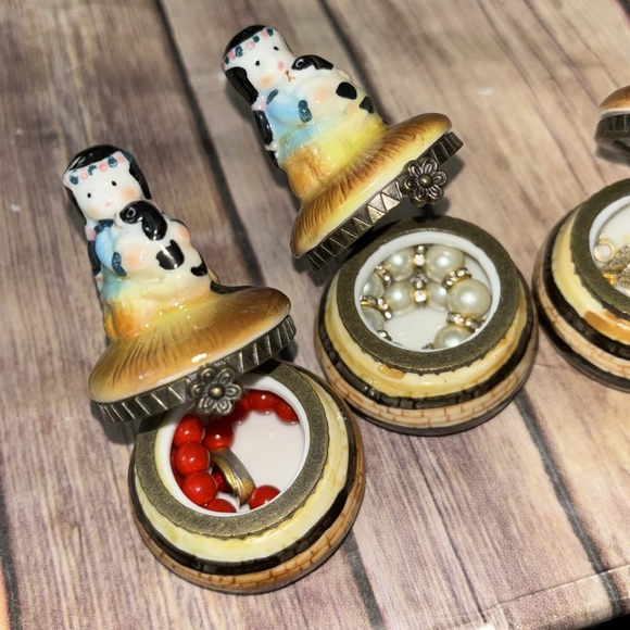 Vintage Trinket Box - Native American Girl with Bunny, Set of 4 - Picture 6 of 10